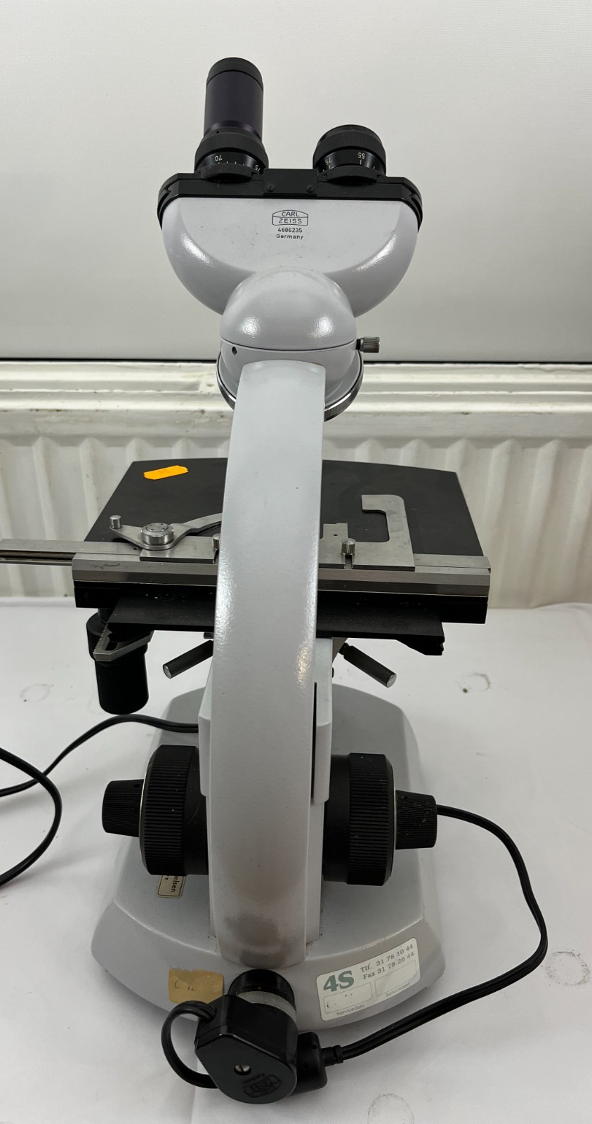 Carl Zeiss Binocular Microscope 4686235 Germany + Accessories Lab Used