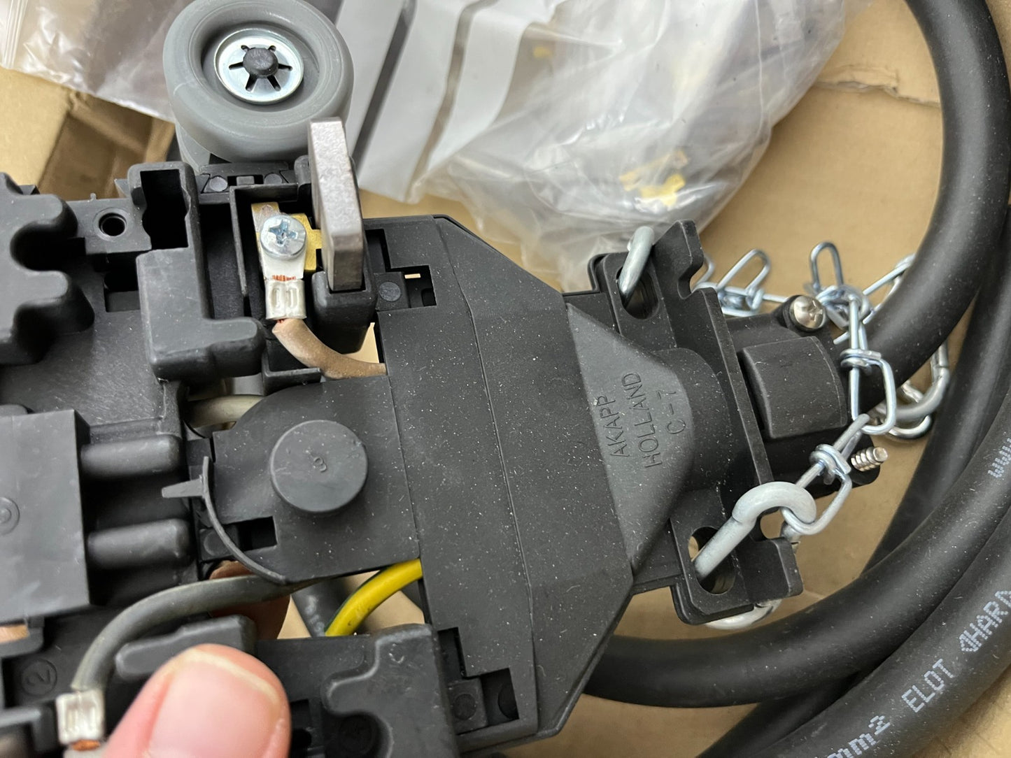 Kapp Holland Cable Festoon System, HO7RN-F 4G4mm², Complete Trolley Set, New