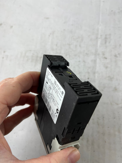 Siemens 3RP1540-1AN30 Time Relay Off Delay 24-240V AC/DC Used Spare Unit