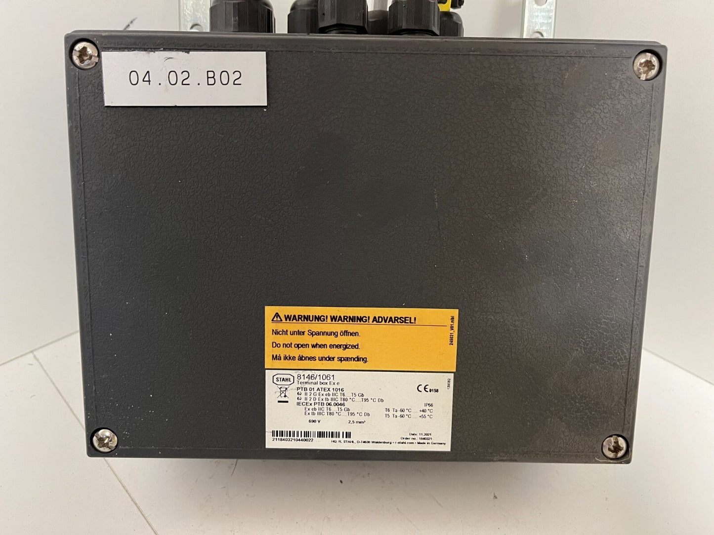 R. STAHL 8146/1061 Terminal Box Ex e ATEX IECEx 690V IP66 - Used, Working