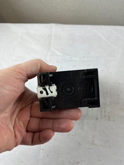 Duelco NST-8 Emergency Stop Safety Relay 230VAC USED Tested DK Danish