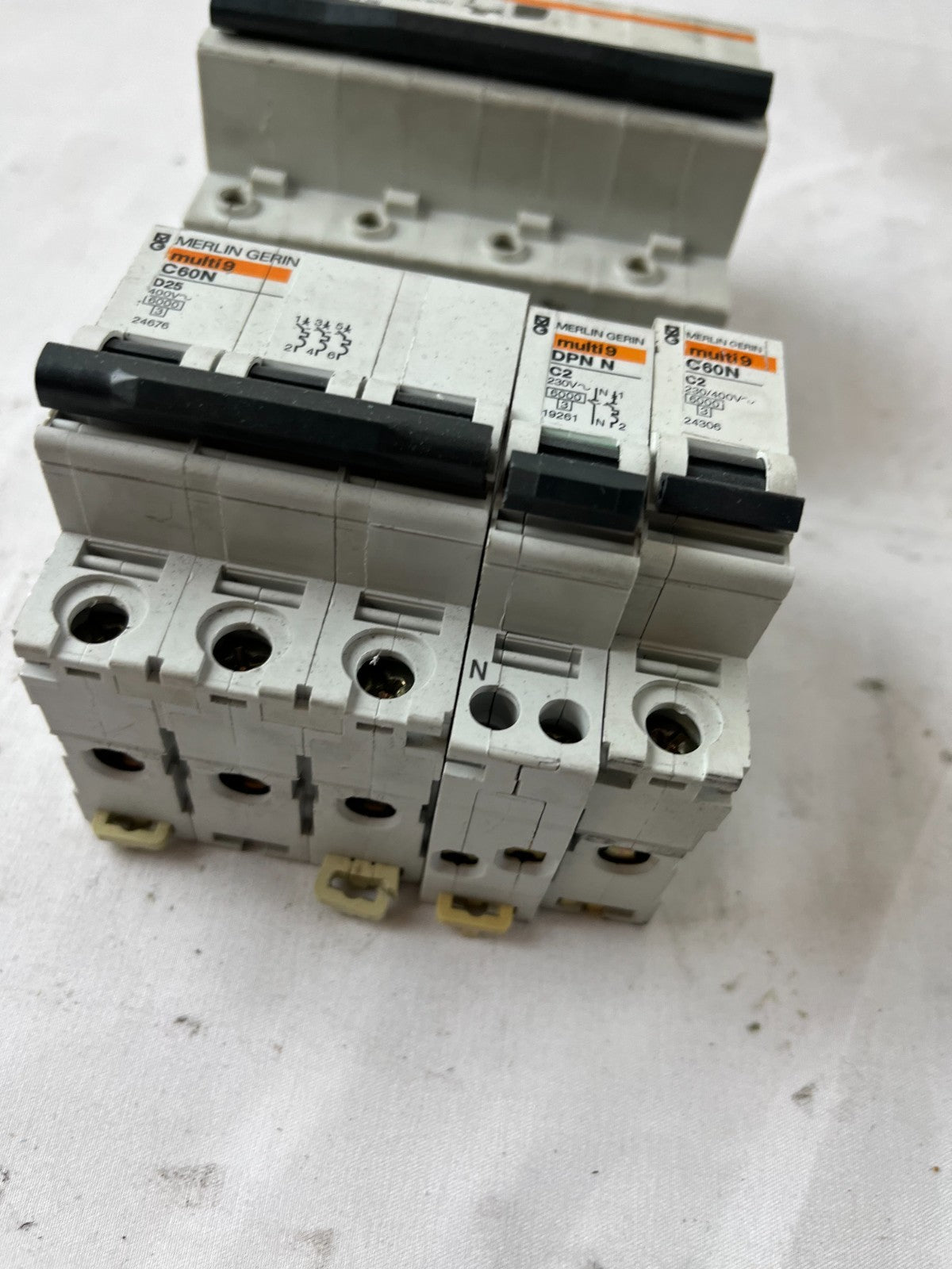 Merlin Gerin Multi9 C32L C60N DPN N Breaker Lot 4pcs 230/400V Used Spare Units
