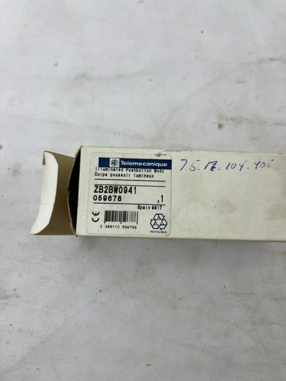 Telemecanique ZB2BW0941 Illuminated Pushbutton Green 1NO New NOS Spare Unit