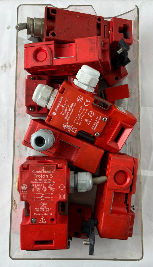 LOT 8x Safety Interlock Switches GuardMaster Trojan 5 Allen-Bradley USED WORKING
