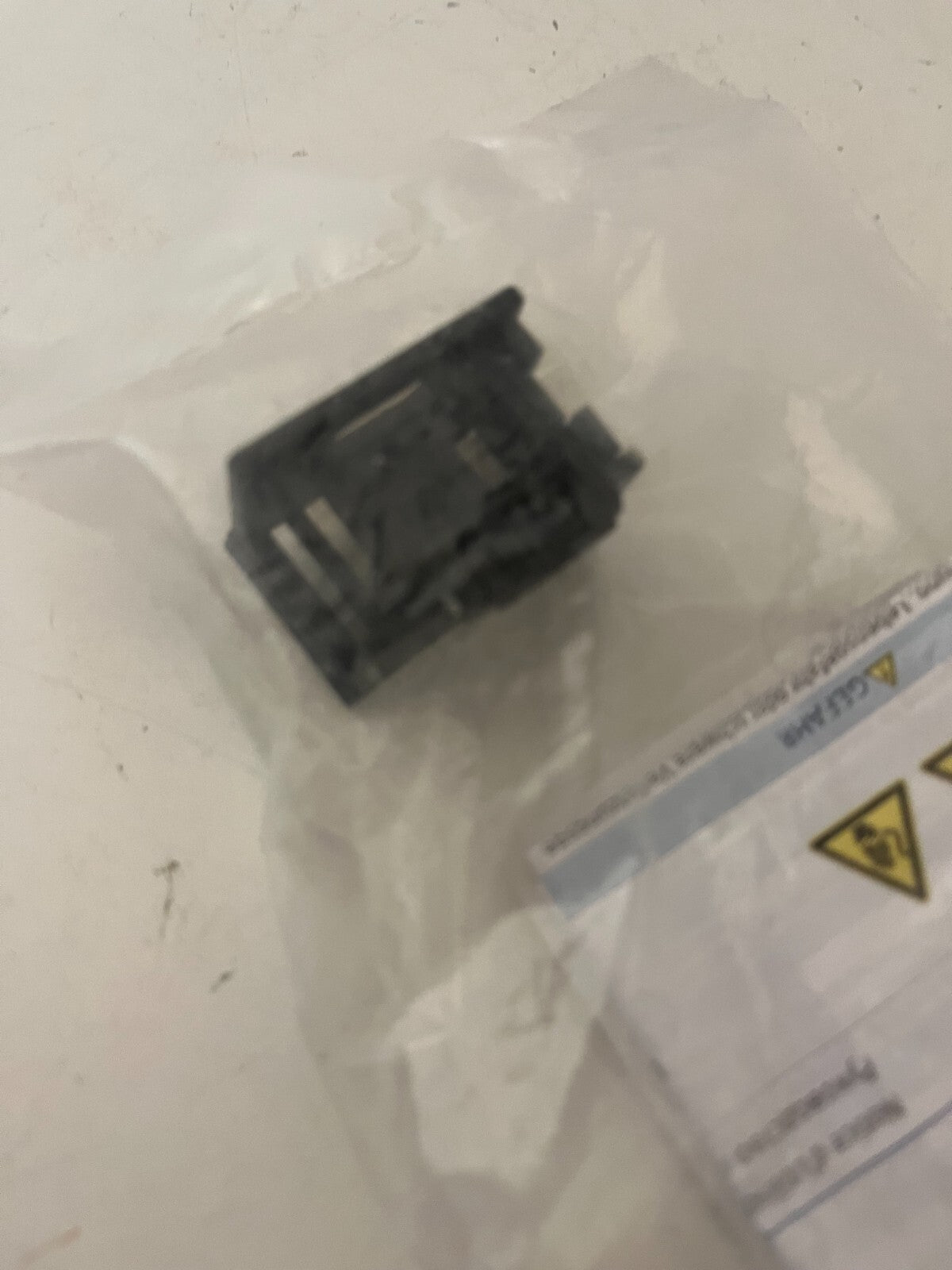 Siemens 5TA9088-0LB10 Toggle Locking Device - New Sealed Never Used