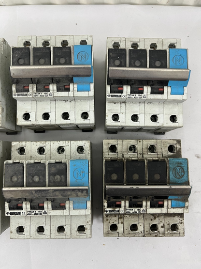 Servodan TYTAN I 16A 400V AC22 Group Disconnector Bundle (6x) D01 Industrial
