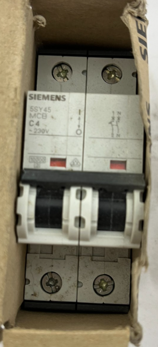 Siemens 5SY45 MCB Miniature Circuit Breaker 1+N 4A C-Curve 230V New Germany