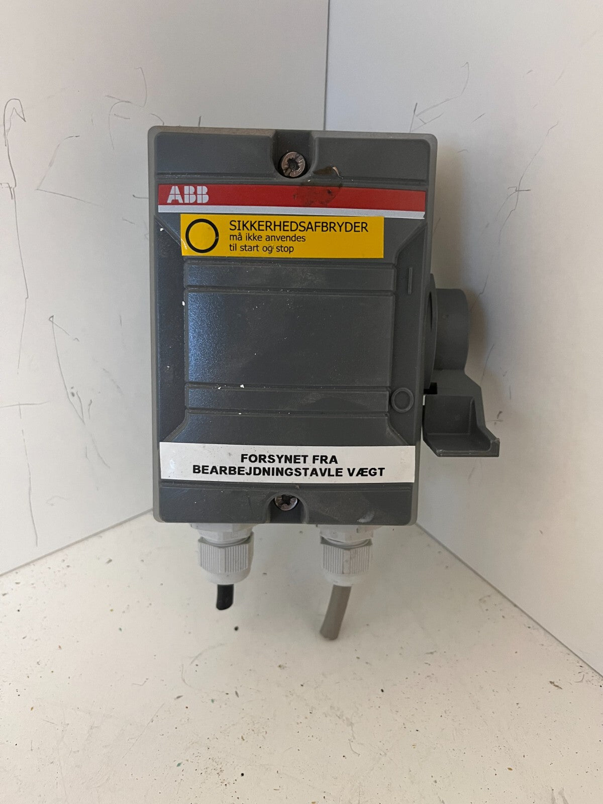 ABB BWS316TPN Safety Switch 3P 16A 400V IP65 Isolator Industrial Used