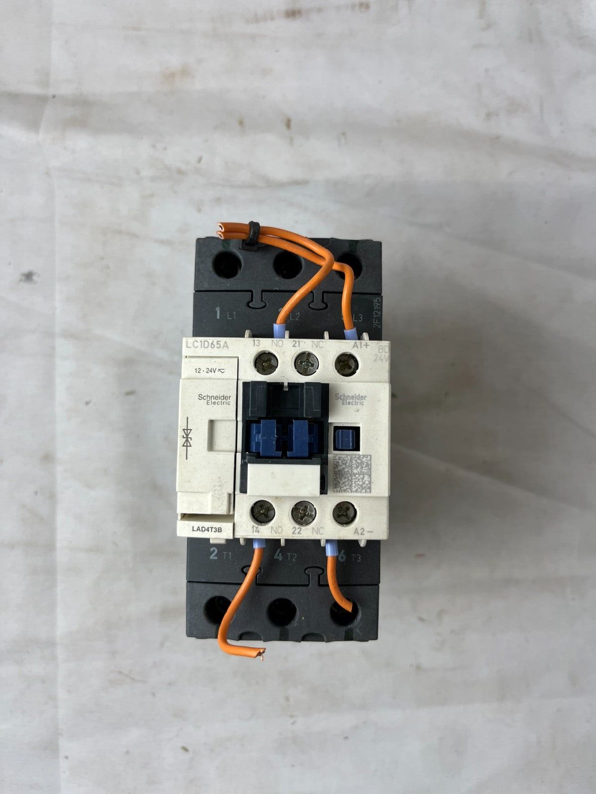 Schneider LC1D65A TeSys Contactor 80A 24V DC Coil Used Spare Unit