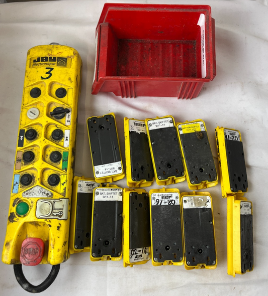 JAY Electronique UDB2 Batteries & Crane Remote Control Parts Repair Lot AS IS