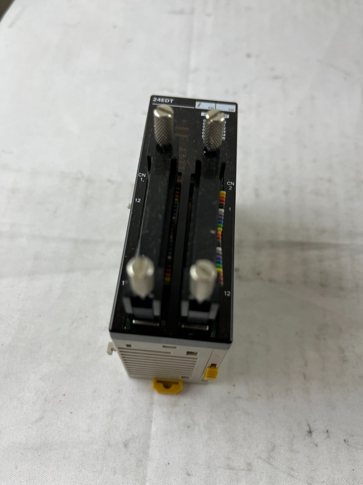Omron CPM2C-24EDTC I/O Unit 16x 24V DC Inputs 8x Transistor Outputs Sink/Source