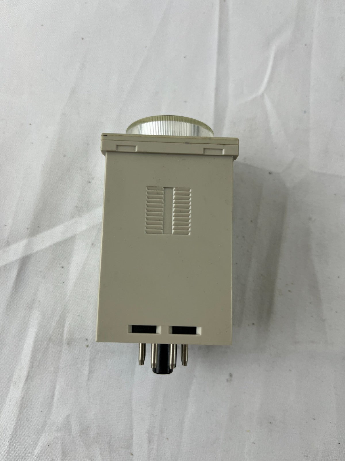 Omron H3BA-8H Timer Relay NEW 200-240VAC 0-5hrs 8-Pin DPDT Japan Made