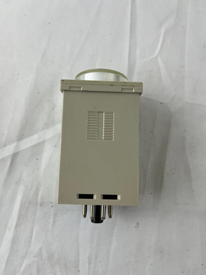 Omron H3BA-8H Timer Relay NEW 200-240VAC 0-5hrs 8-Pin DPDT Japan Made