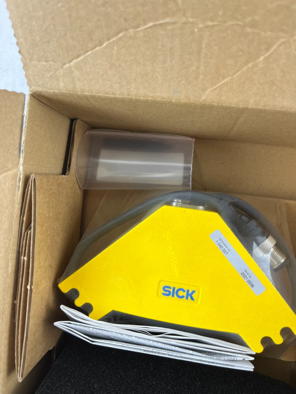 SICK V20W-0101000 V200 Work Station Extended Safety Camera 2D Type 2 New in Box