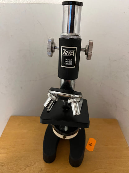 TOWA Microscope 100x 200x 400x With Original Wooden Case Good Working Order