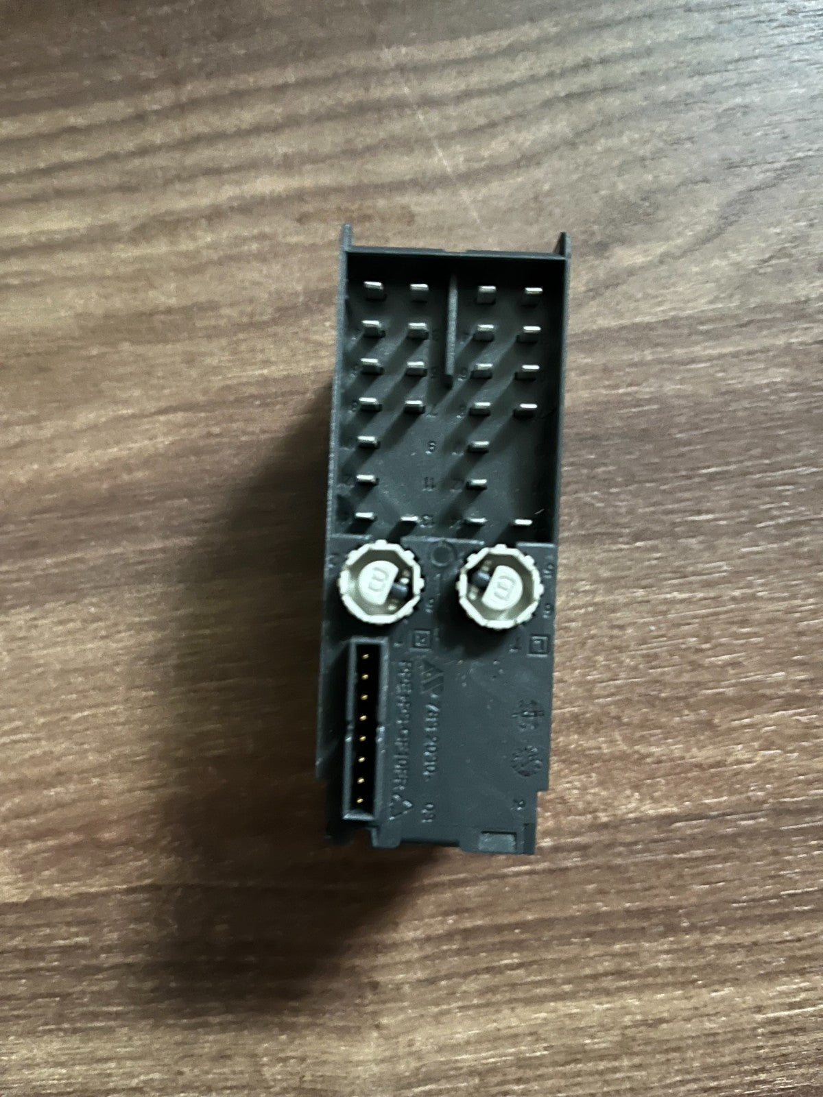 Siemens 6ES7138-4FB04-0AB0 ET 200S F-DQ 4x24V/2A PROFIsafe Digital Output Module