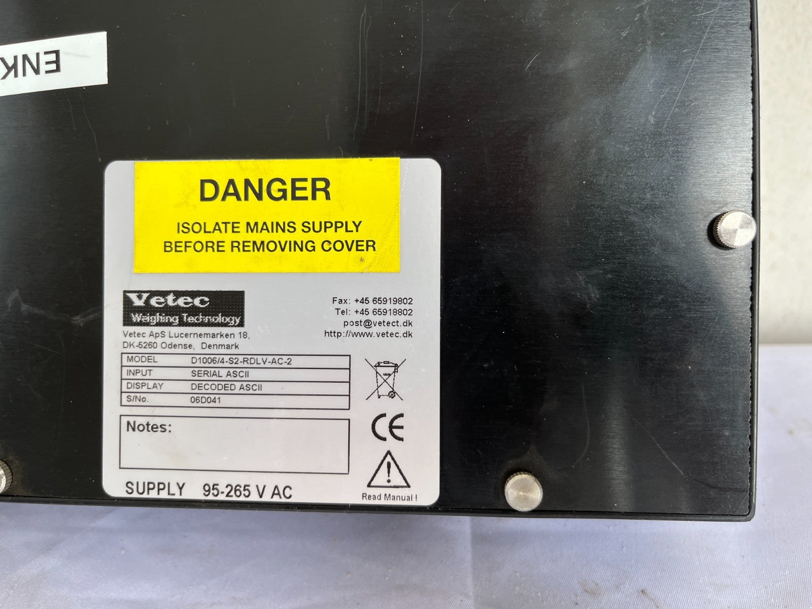 Vetec D1006/4-S2-RDLV-AC-2 Large LED Display ASCII Indicator Used Spare Unit