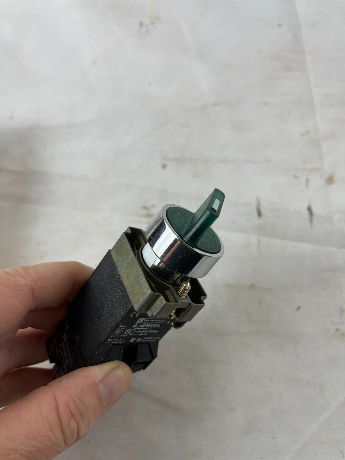 Telemecanique ZB2BW0941 Illuminated Pushbutton Green 1NO New NOS Spare Unit