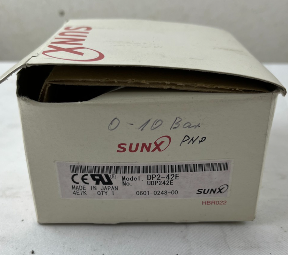 Panasonic Sunx DP2-42E Digital Pressure Sensor 0-10 Bar PNP Analog Output 1-5V