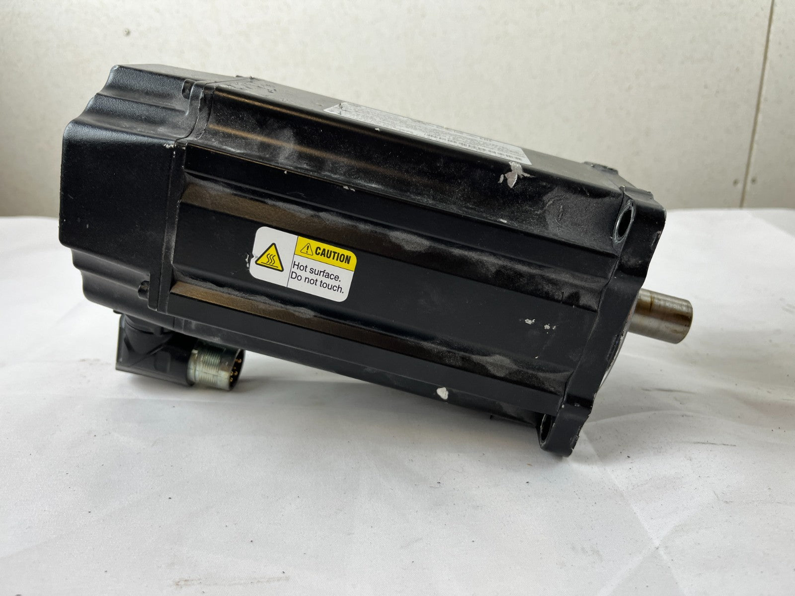 Allen-Bradley VPL-B1152T-PJ14AA Kinetix AC Servo Motor 3.07kW Brake Tested OK