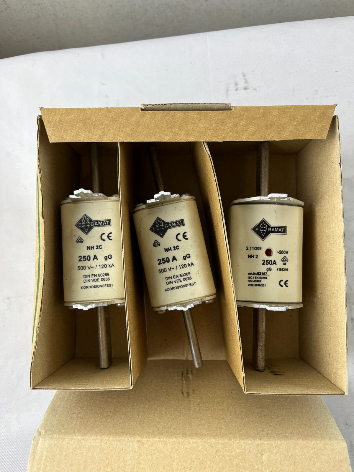 BAMAT NH2C 250A 500V gG NH Fuse Links DIN EN60269 120kA Lot of 3 NEW Spares