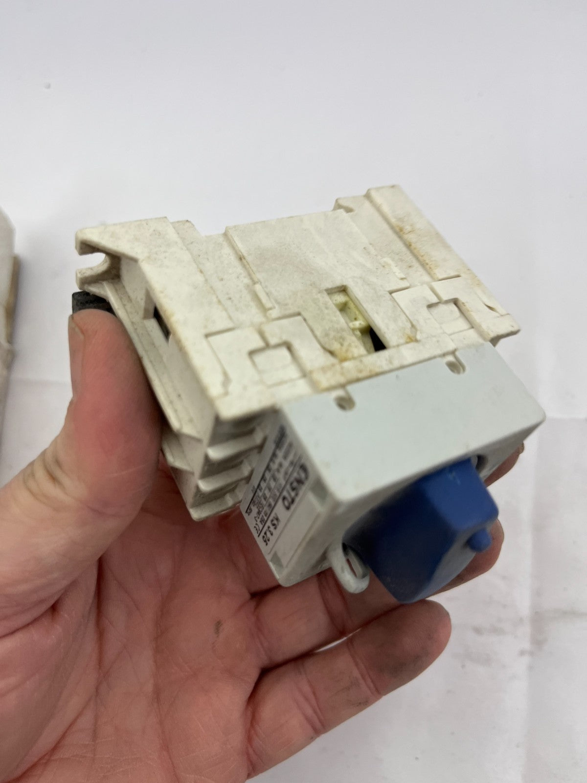 NEW Ensto KS3.25 3-Pole 25A Rotary Load Break Switch DIN Rail/Panel Mount Boxed