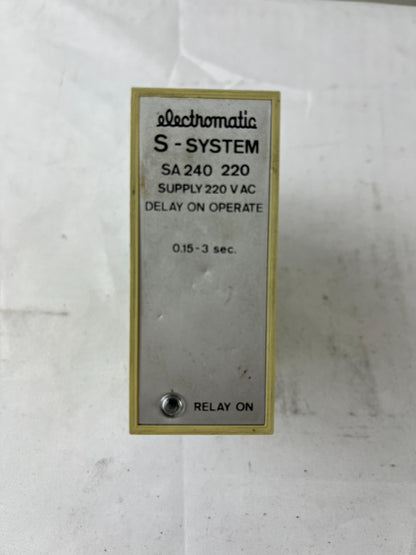 Electromatic SA240 220 Delay On Operate Timer 220VAC 0.15-3s CL3520 11-Pin LED