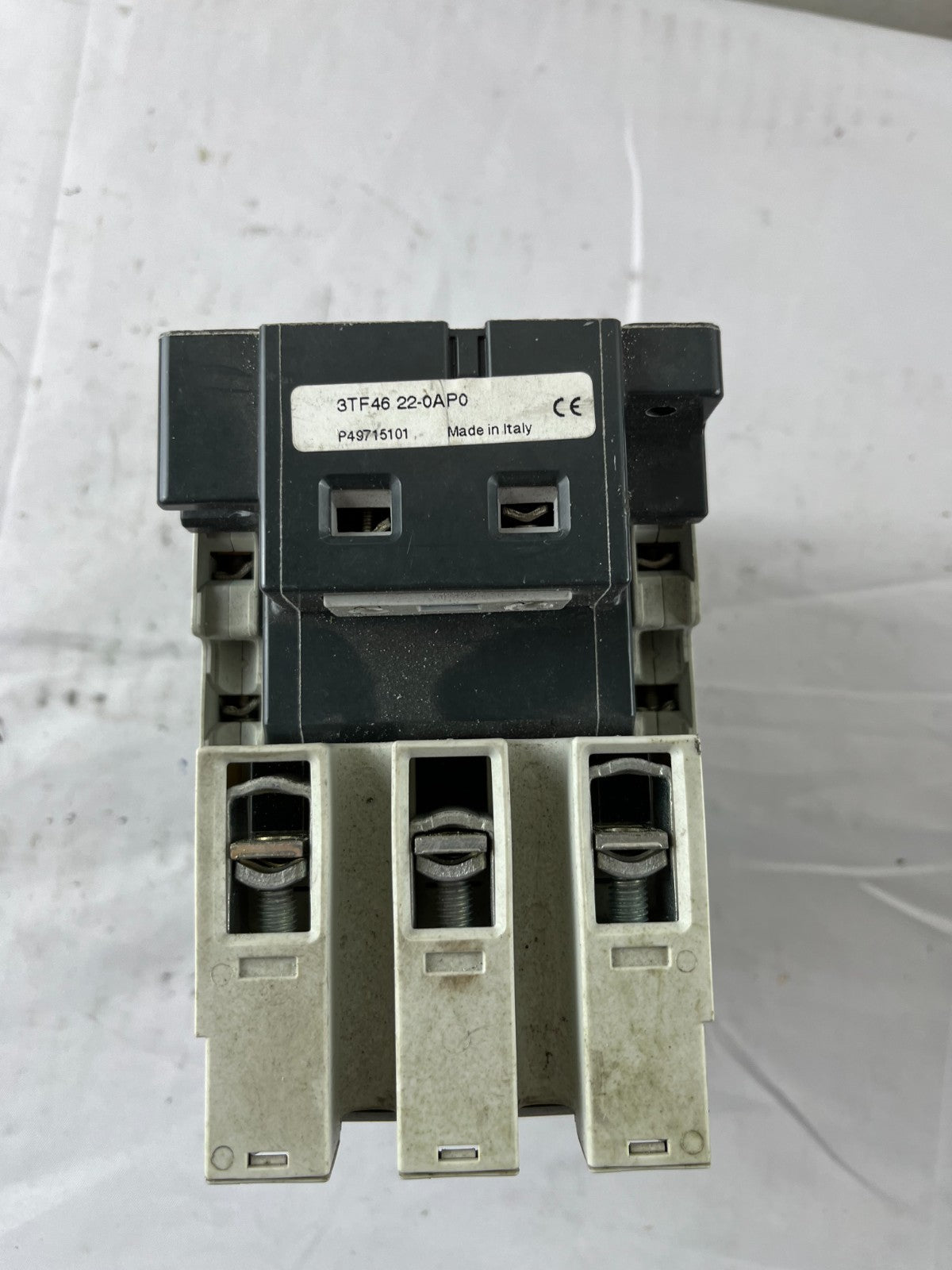 Siemens 3TF46 22-0AP0 World Series Power Contactor 3-Pole 45A 600V 110/120V Coil