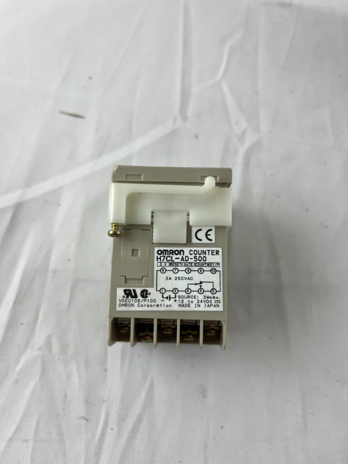 Omron H7CL-AD-500 Electronic Counter NEW 4-Digit LED DIN 48x48mm Japan NEW