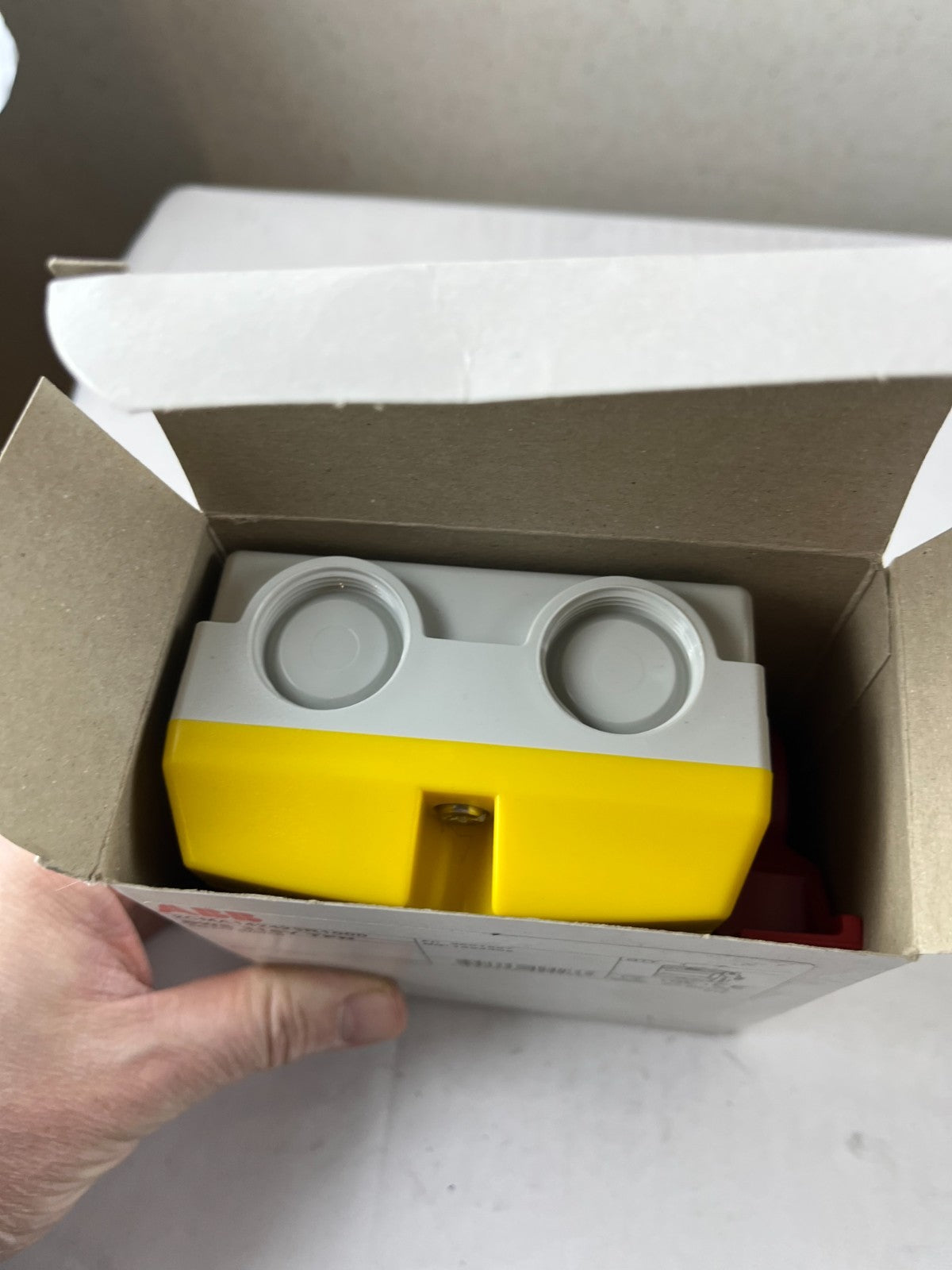 ABB BWS 316Y TPN Enclosed Safety Switch 3-Pole 16A 415V IP65 New in Box
