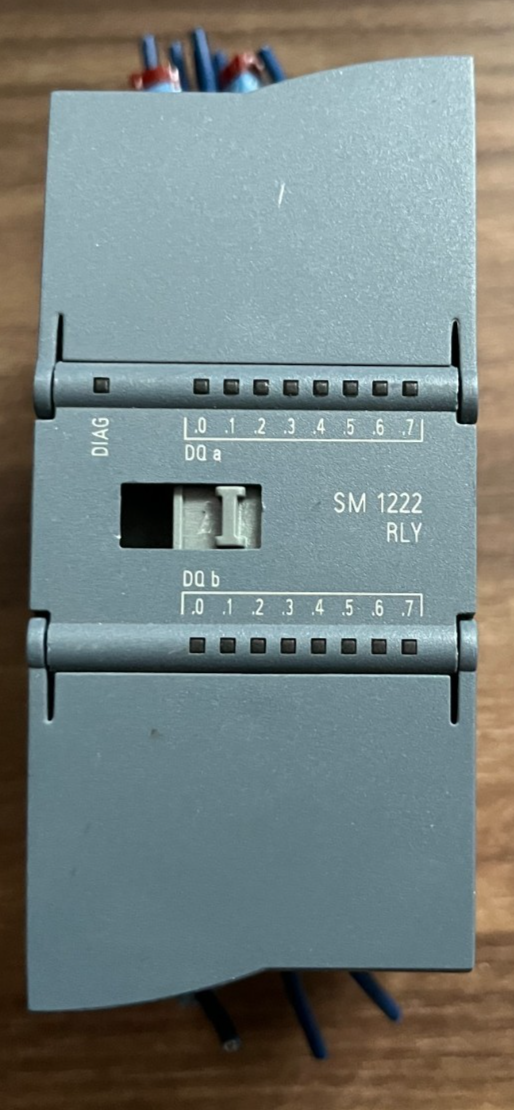 Siemens 6ES7 222-1HH32-0XB0 SM 1222 RLY 16x Relay Output Module 24VDC S7-1200