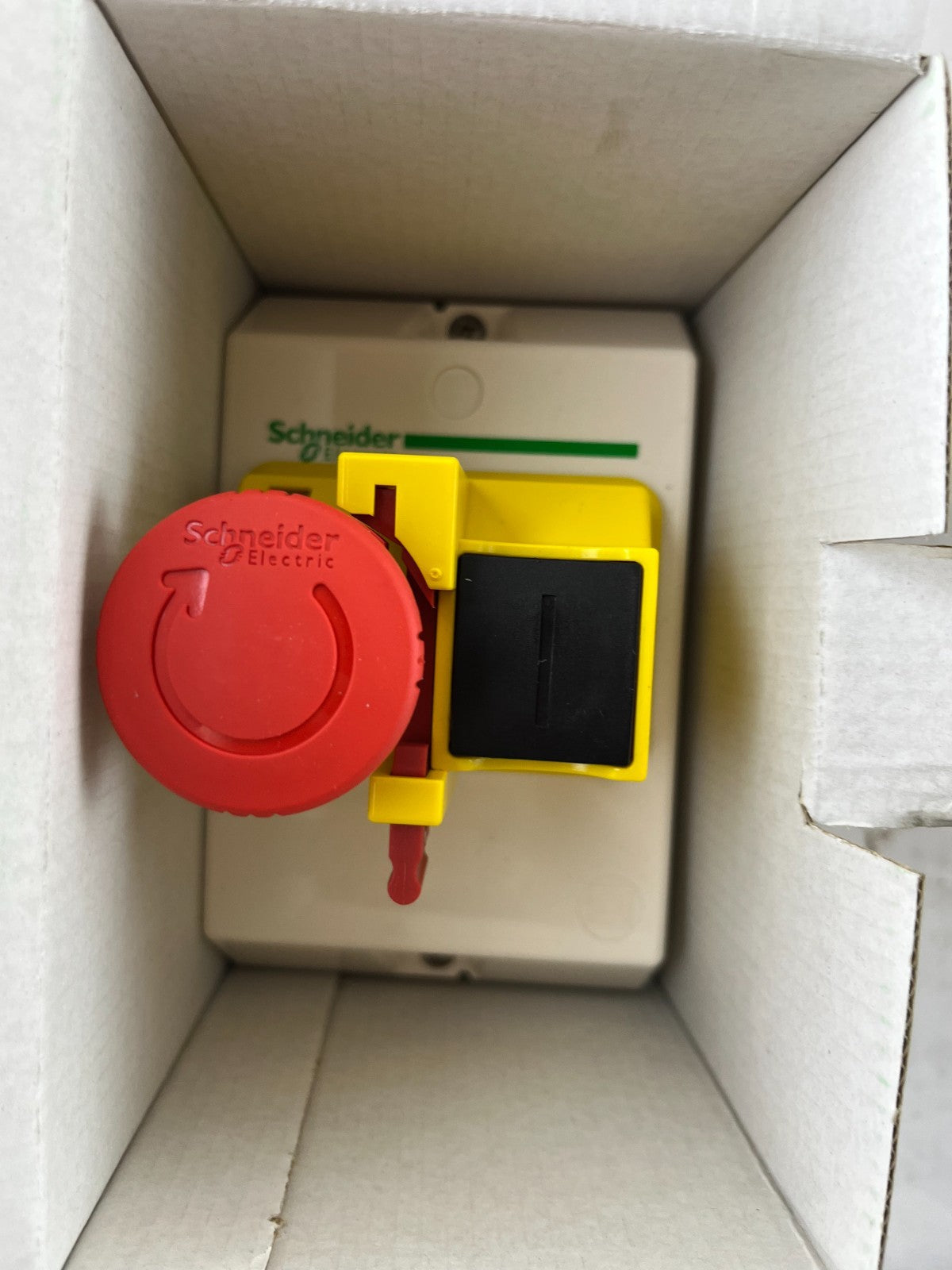 Schneider Electric GV2 MCK04 Enclosure Push Button IP55 TeSys New Unit
