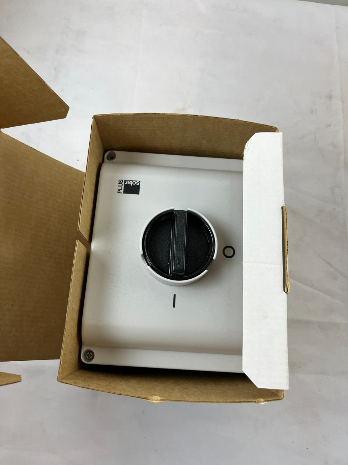 Solar Plus SA340H IP65 Rotary Isolator Switch 3P+N+PE Enclosed Switch Disconnect