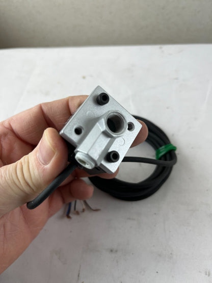 Panasonic SUNX DP2-22 Digital Pressure Switch 1MPa Analog Out 24VDC NEW Japan