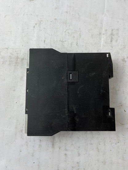 Siemens 3UN2100-0AN7 Thermistor Motor Protection Relay 220-240V Used Spare Unit