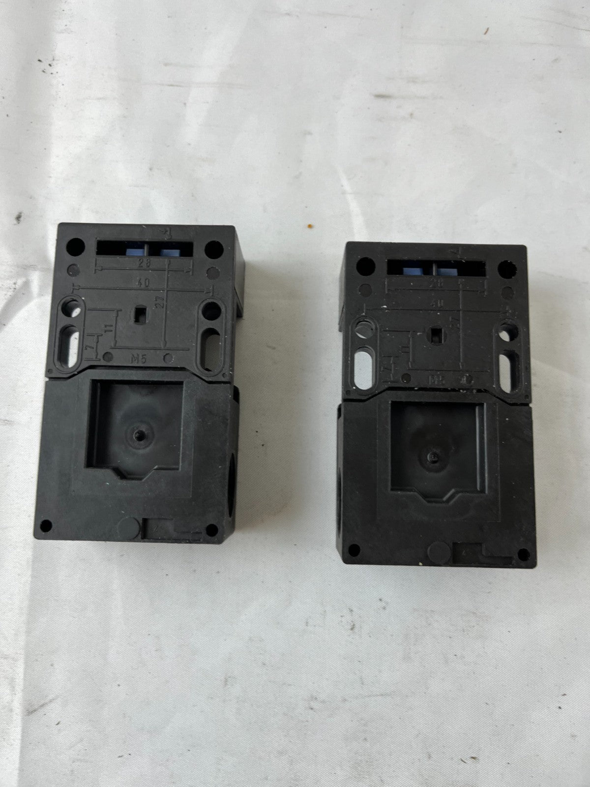 Schmersal AZ16-02ZVRK Safety Interlock Switch 230V AC‑15 4A IP67 – Lot of 2 Used