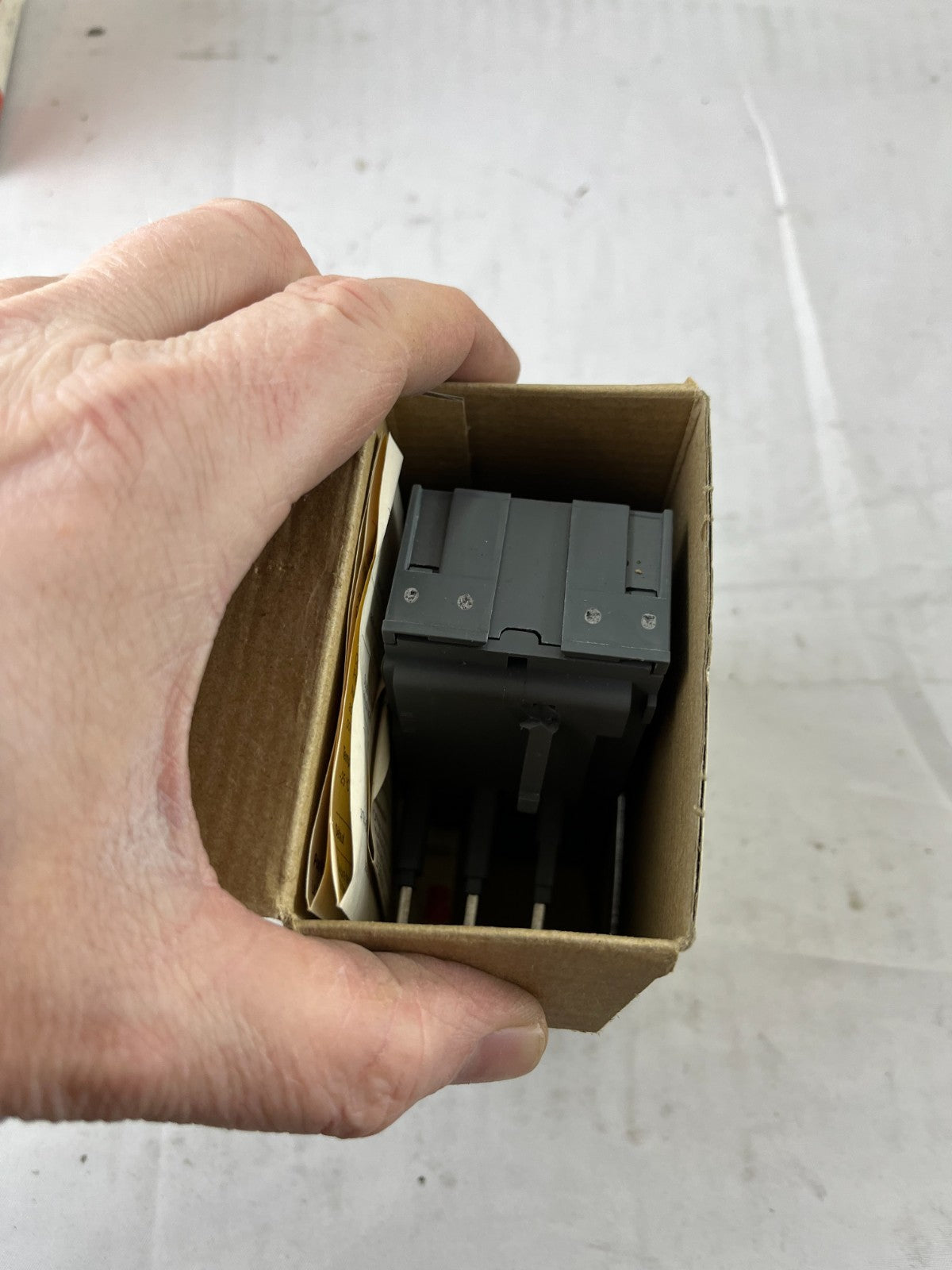 ABB TA25DU-2.4 Thermal Overload Relay 1.7–2.4A New in Box Spare Part