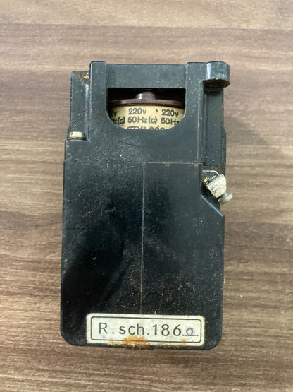 Vintage Siemens 3TA61 Industrial Electrical Contactor Relay - Made in Germany