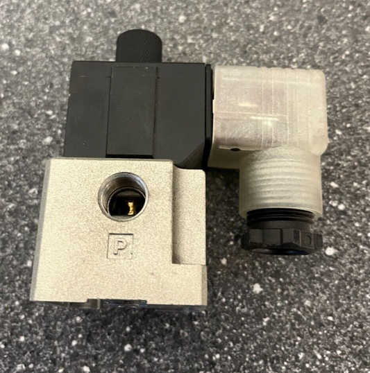 New SMC EVT317-5DZ-02F-Q Pneumatic Solenoid Valve 24VDC, 0-0.9MPa, Made in Japan