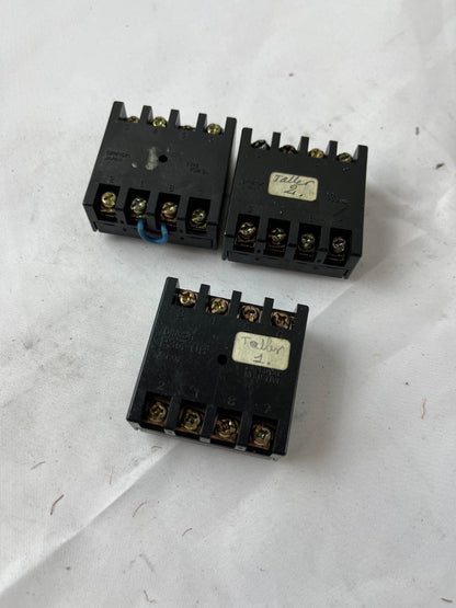 Omron P3G-08 Relay Socket 8-Pin Panel Mount Screw Terminal Lot 3pcs Spare Units