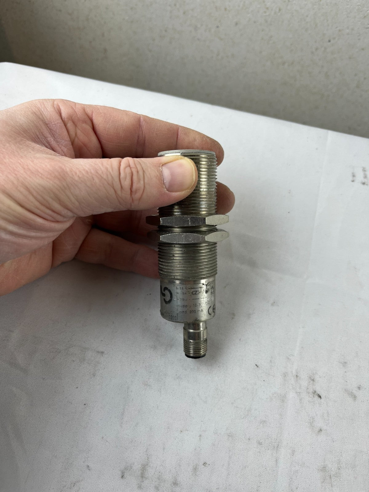 CNE TWAN 1H Inductive Proximity Sensor M30 10-30VDC M12 Used Spare Unit