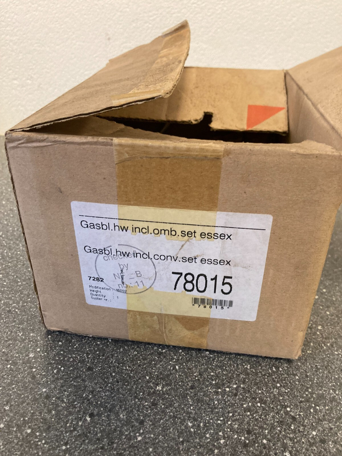 Honeywell Gas Valve VR8700A 4004 1  Boiler Replacement Part Baxi or Worchester