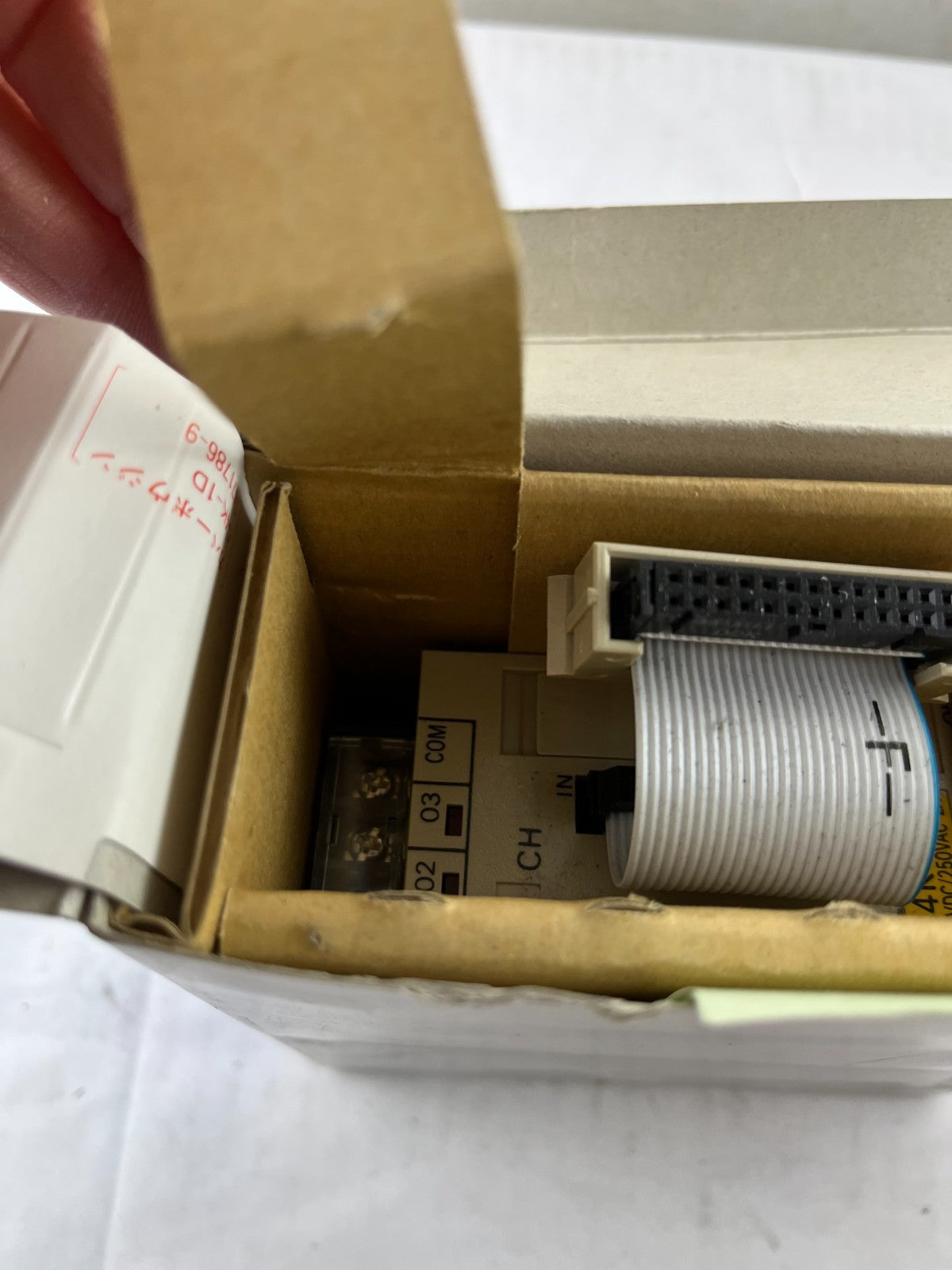 Omron Sysmac C4K-OR2 Output Module 24VDC/250VAC 2A Relay New Open Box