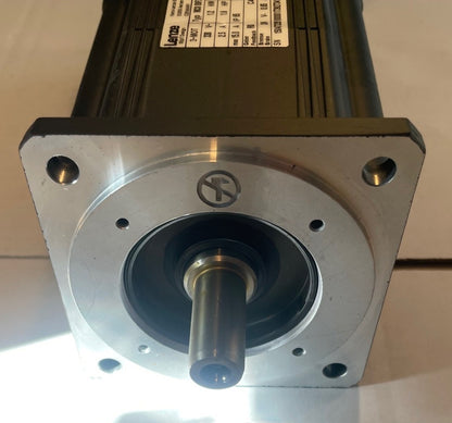 Lenze MCS09F38-RS0P1-A14N-ST6S00N Servo Motor 1.2 kW 3750 RPM – New
