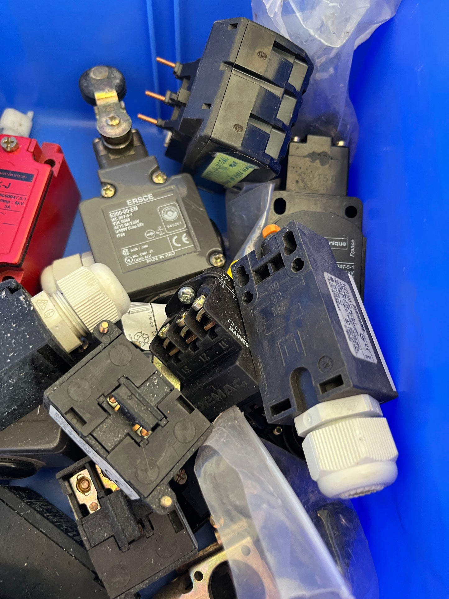Telemecanique XCK Industrial Limit Switches & Control Components Mixed Bundle Used