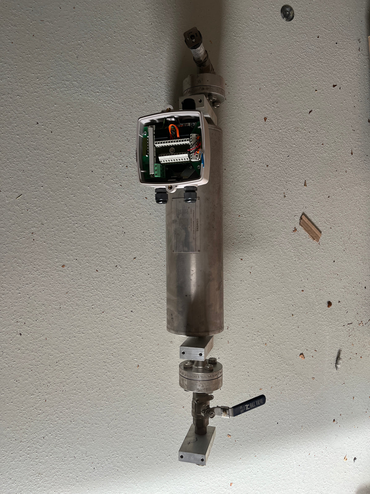 Siemens SITRANS F C MASSFLO MASS 2100 7ME4100-1EC21-1CA1 DN15 Coriolis Flowmeter Used