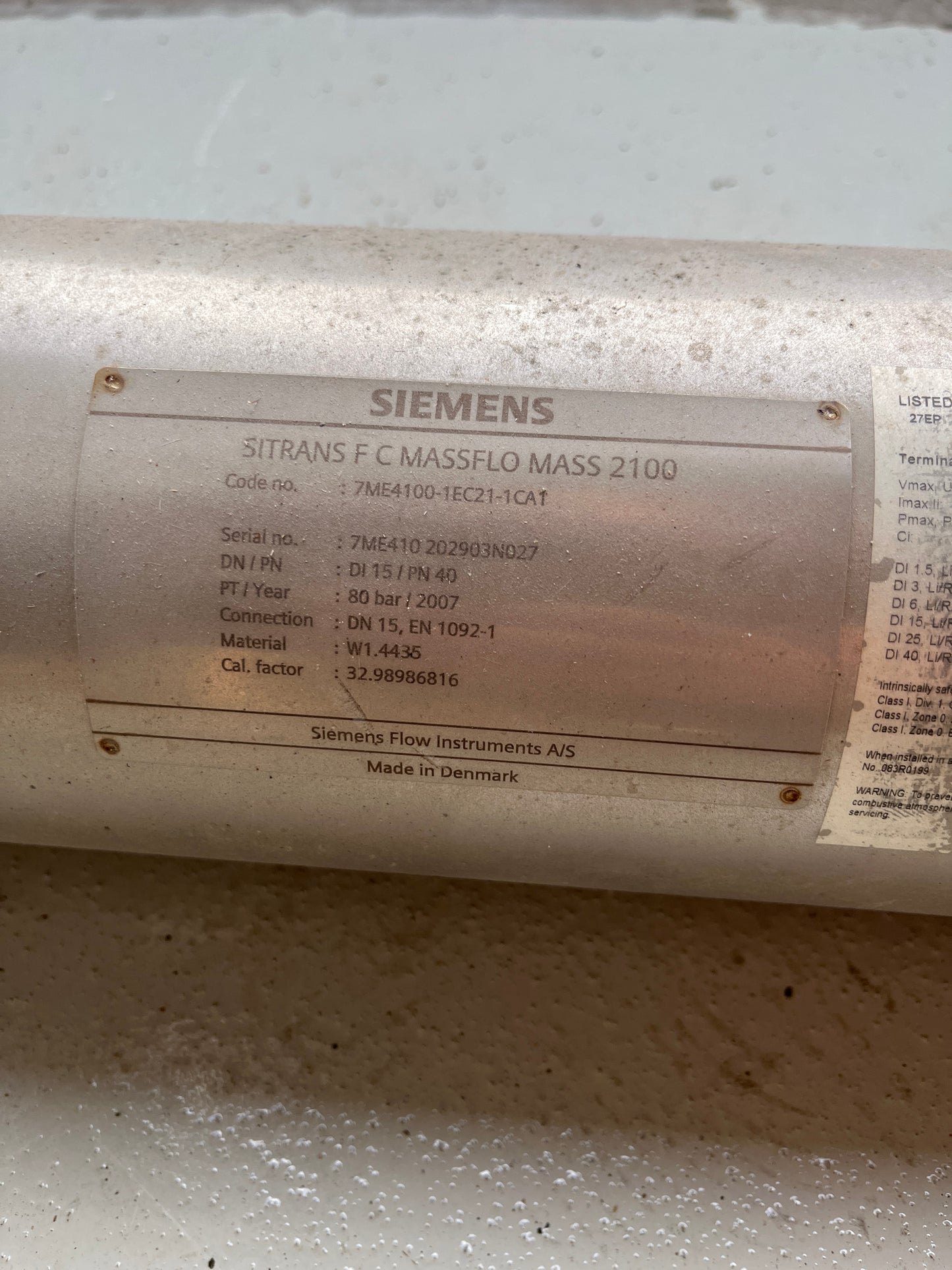 Siemens SITRANS F C MASSFLO MASS 2100 7ME4100-1EC21-1CA1 DN15 PN40 Flowmeter Used