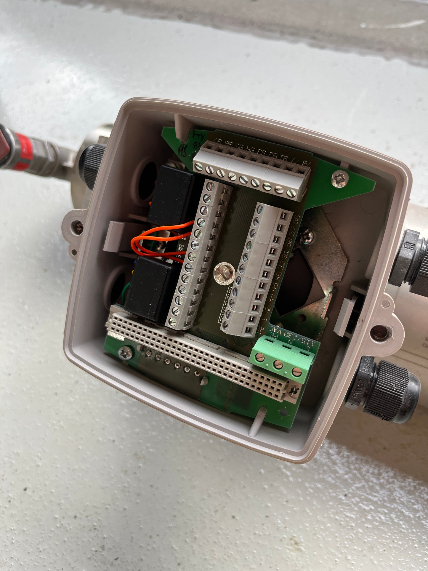 Siemens SITRANS F C MASSFLO MASS 2100 7ME4100-1EC21-1CA1 DN15 PN40 Flowmeter Used