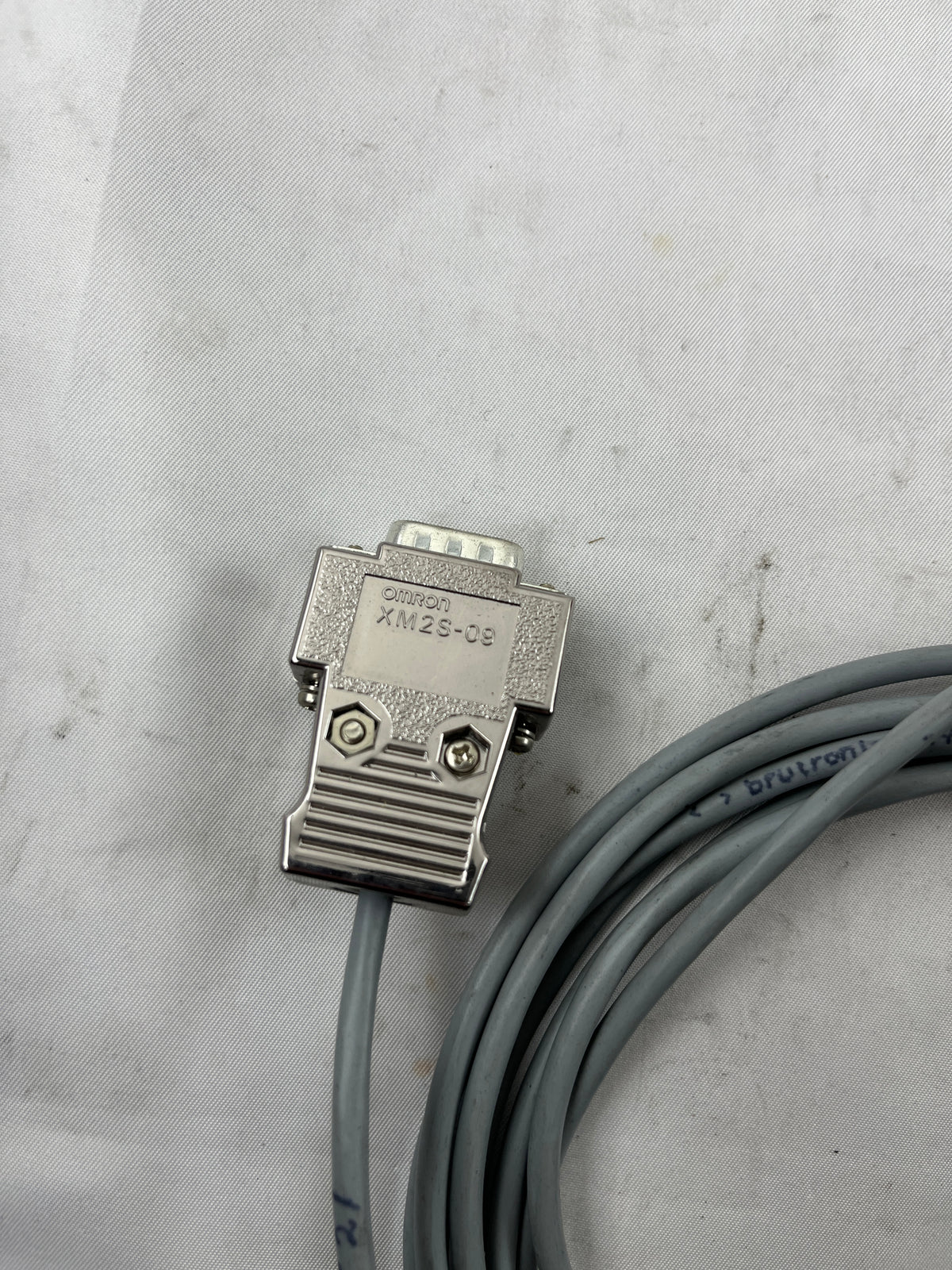 OMRON XM2S-09 9-Pin D-Sub Communication Cable – Male to Female – Industrial RS-232